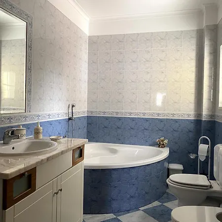 B House Verdizela Vakantiehuis Corroios